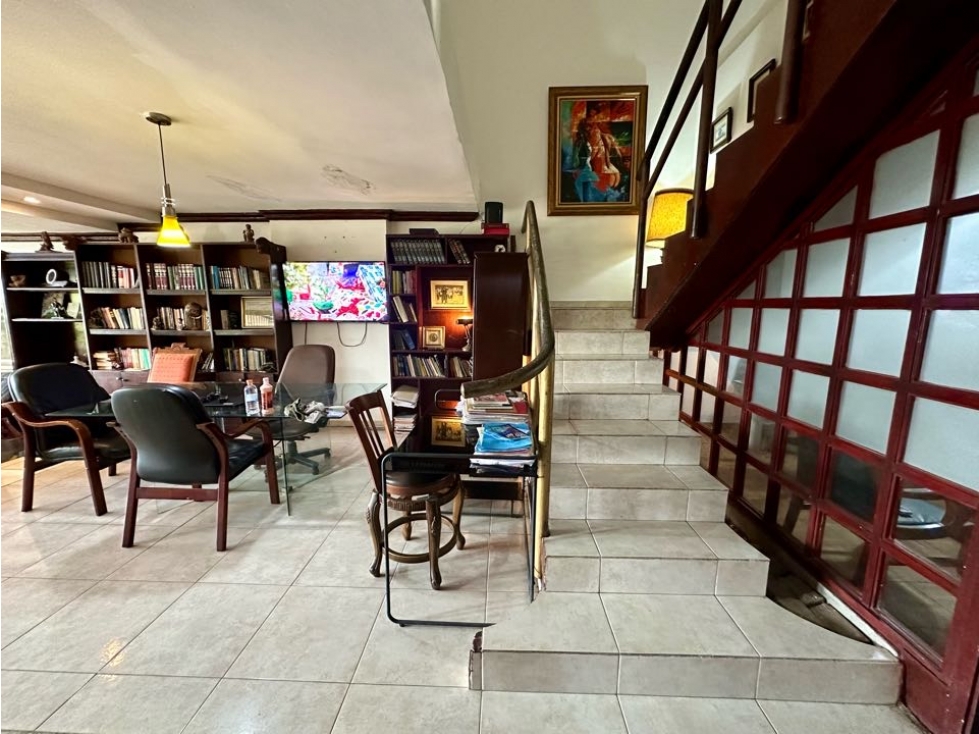 GANGA - SE VENDE CASA DE 3 NIVELES EN LOS ANGELES AM — foto 4