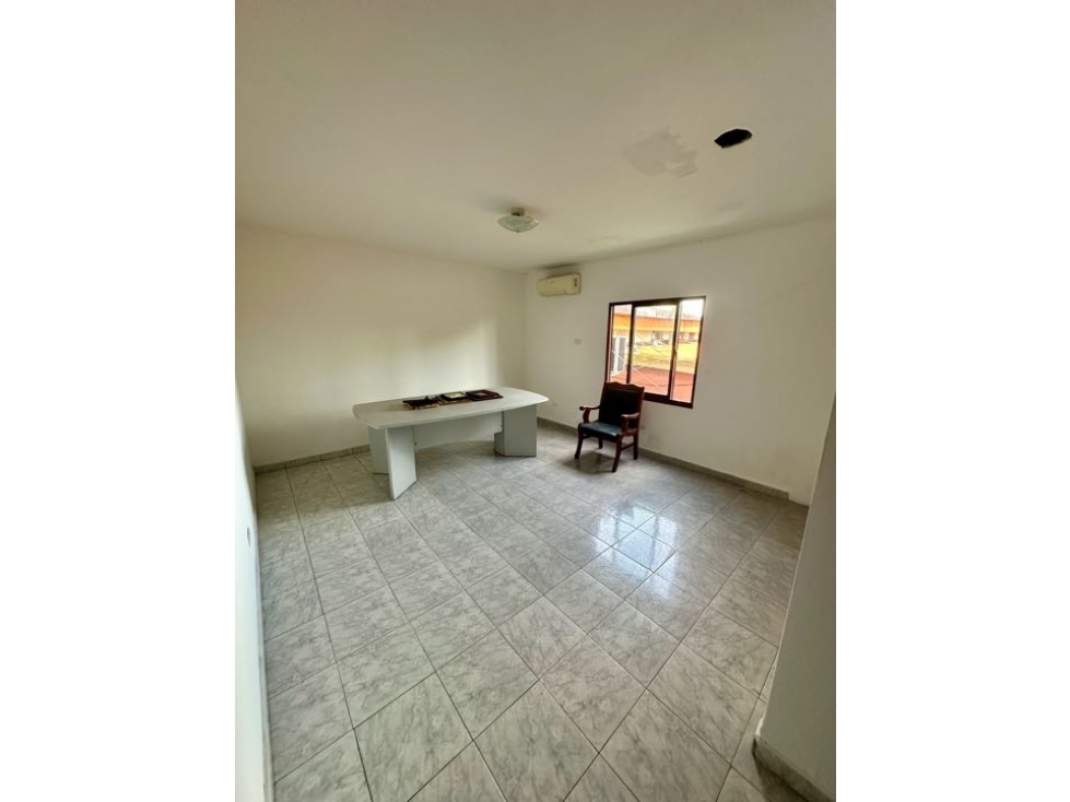 GANGA - SE VENDE CASA DE 3 NIVELES EN LOS ANGELES AM — foto 6