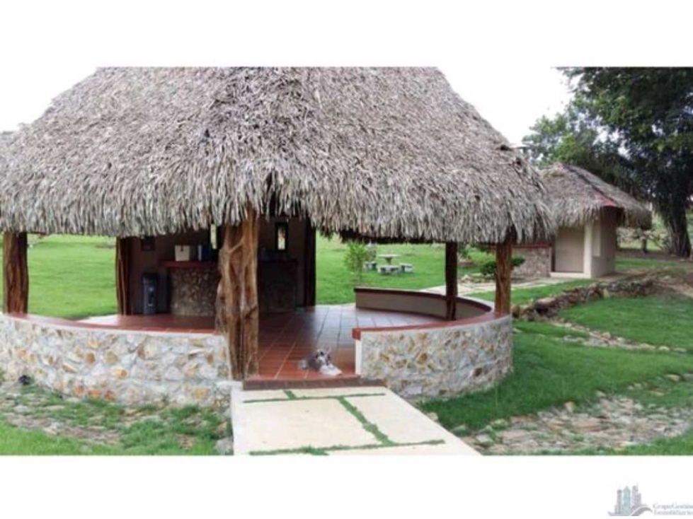 VENTA DE REMATE, LOTE CAMPESTRE 1253.62m2 EN CAPIRA - 5