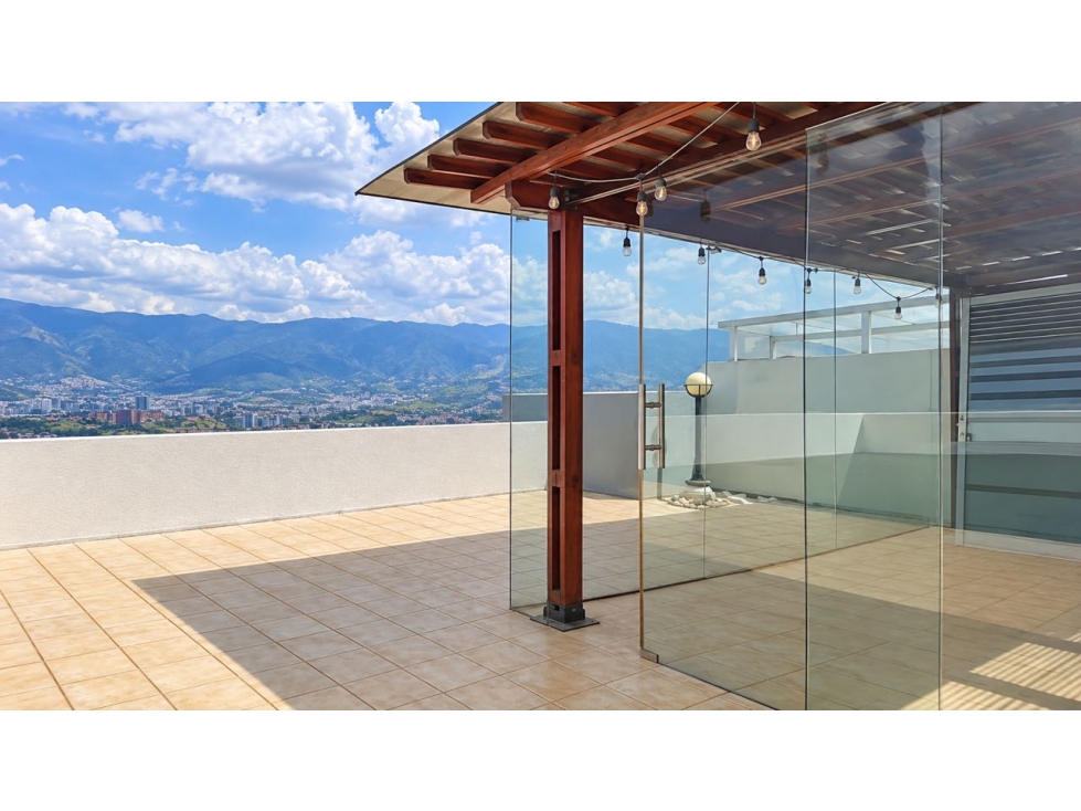 Departamento en renta Cumbaya, terraza con pergola y área de BBQ — foto 2