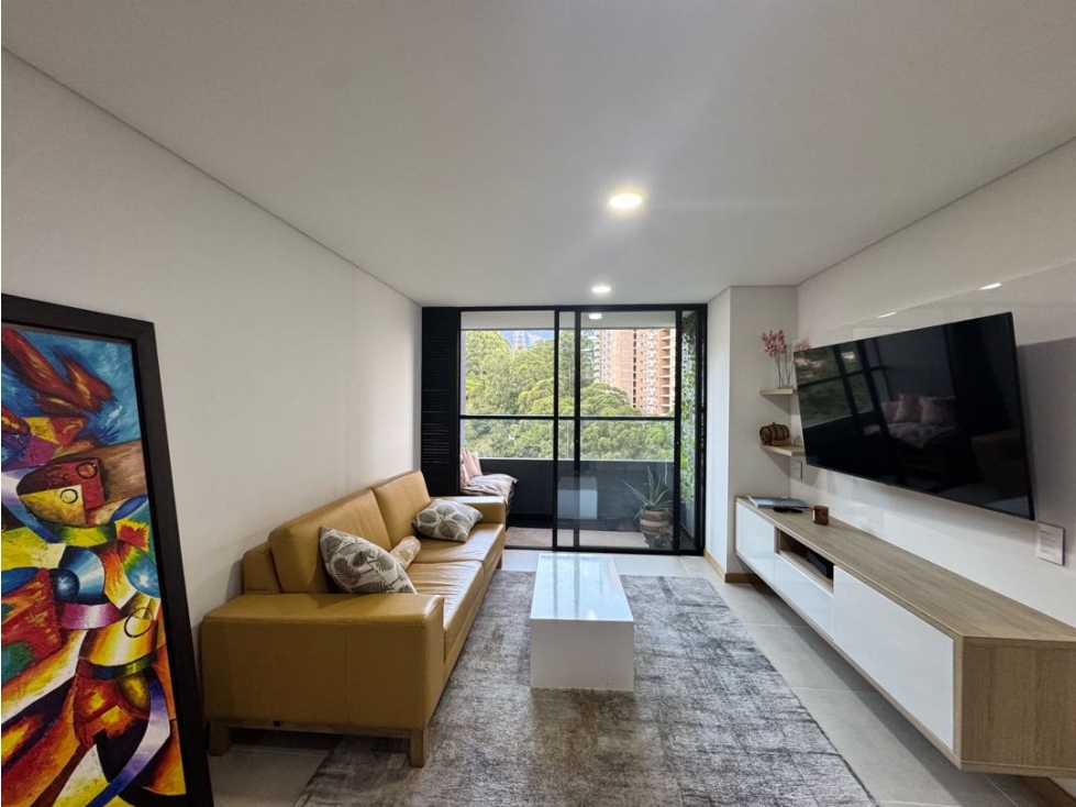 Renta Apartamento Amoblado en Av Las Palmas