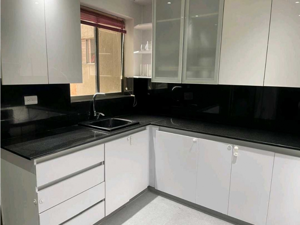 Renta apartamento amoblado Poblado La Tomatera — foto 5