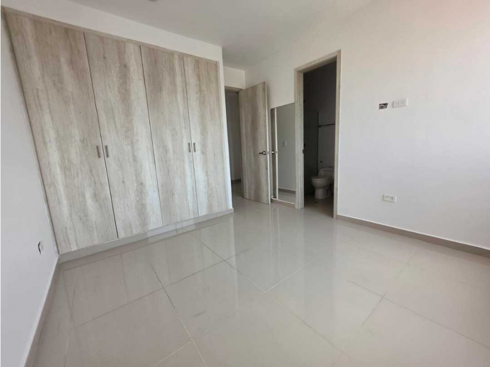 Renta Apartamento en Altos de Riomar — foto 4