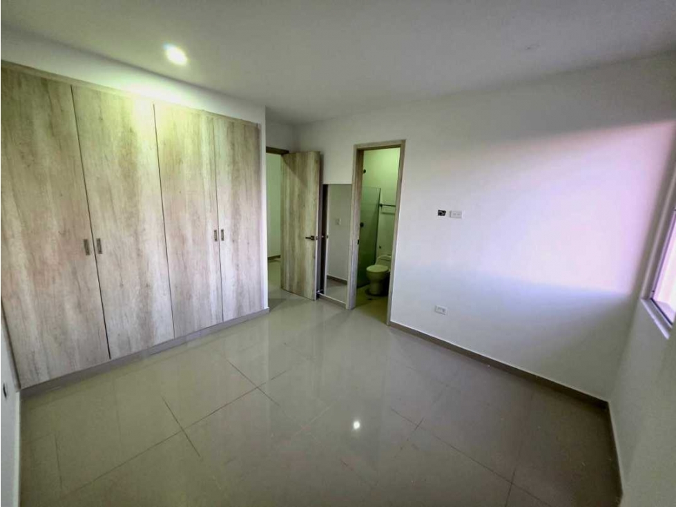 Renta Apartamento en Altos de Riomar — foto 5