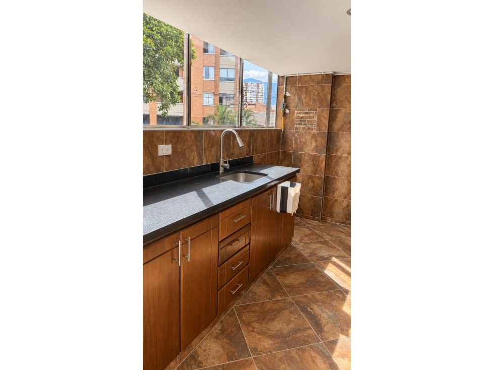 Renta Apartamento en Laureles la Consolata — foto 3