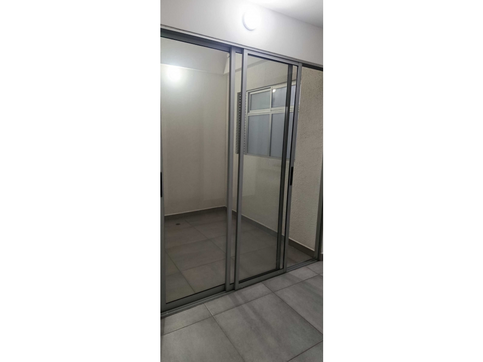 Renta Apartamento en Sabaneta Cerca al parque — foto 2