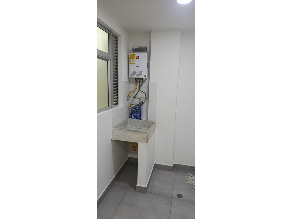 Renta Apartamento en Sabaneta Cerca al parque — foto 3