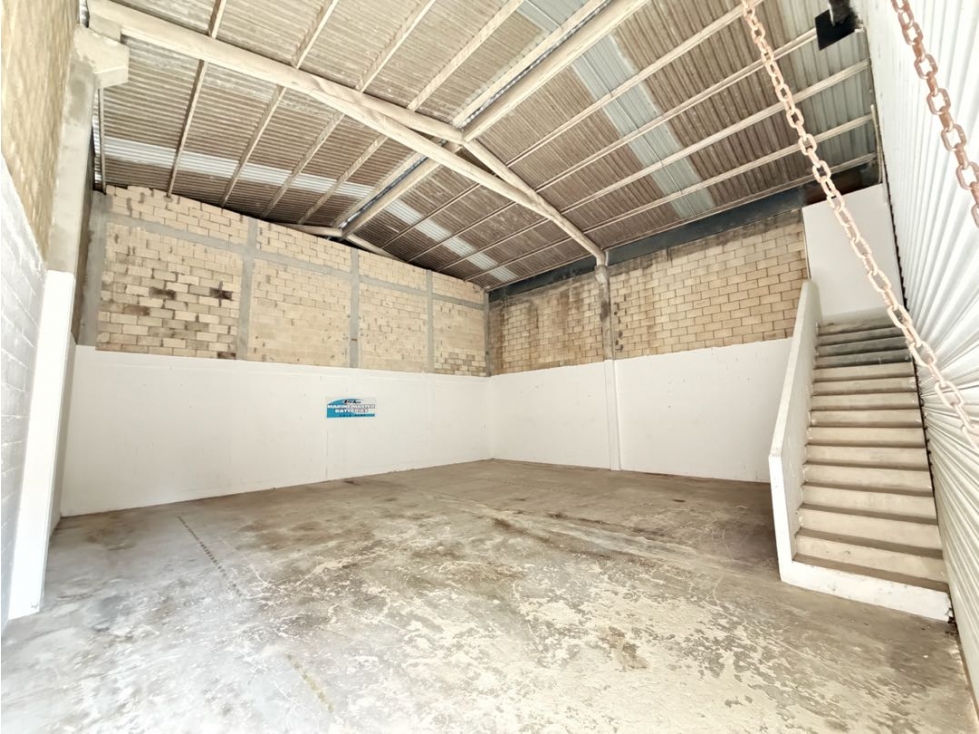 RENTA BODEGA CANCÚN DE 165M CON OFICINA SEGURIDAD POR AV COLOSIO — foto 6