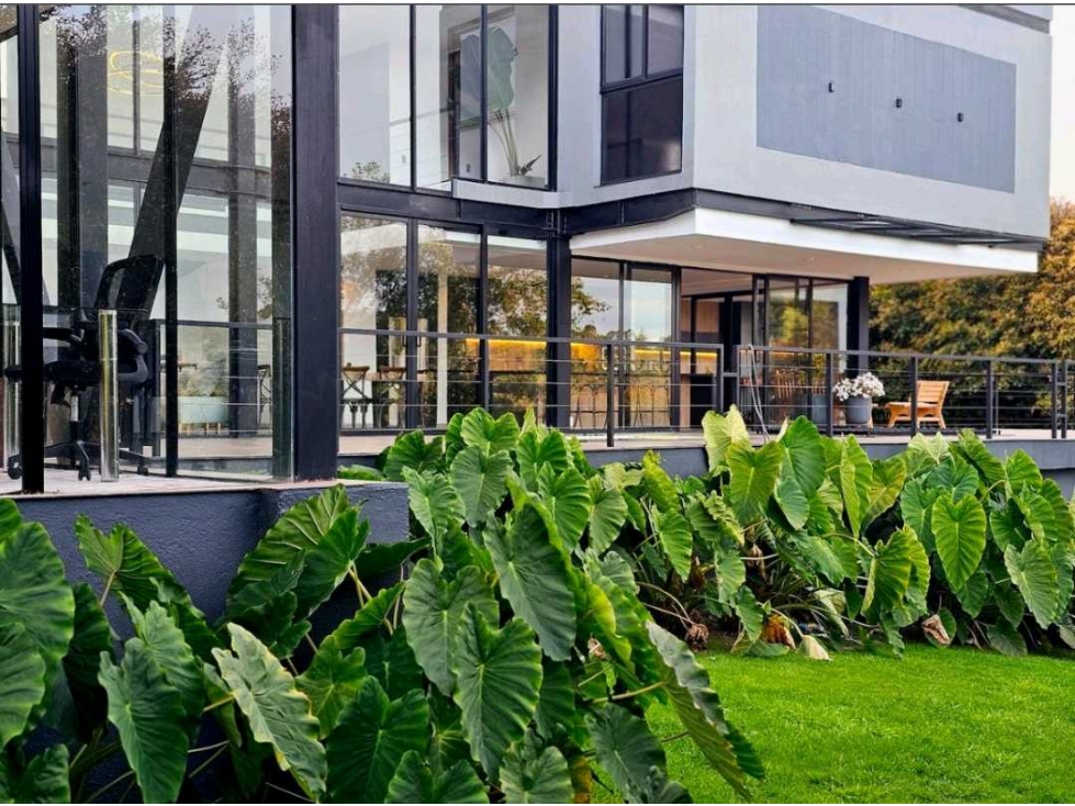Renta Casa Amoblada Alto de Palmas — foto 3