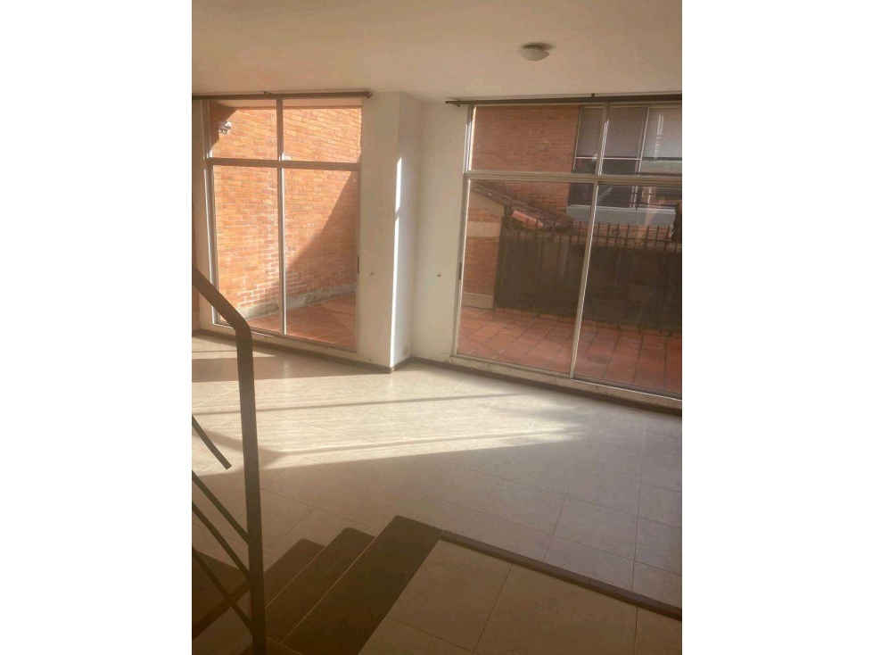 MHR RENTA CASA AV. SUR - 4