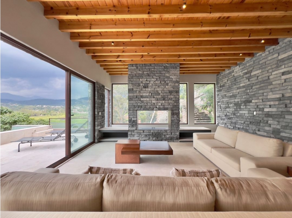 VENTA DE CASA CON TERRAZA, JACUZZI, VISTA Y ACCESO AL LAGO | LA PEÑA — foto 3