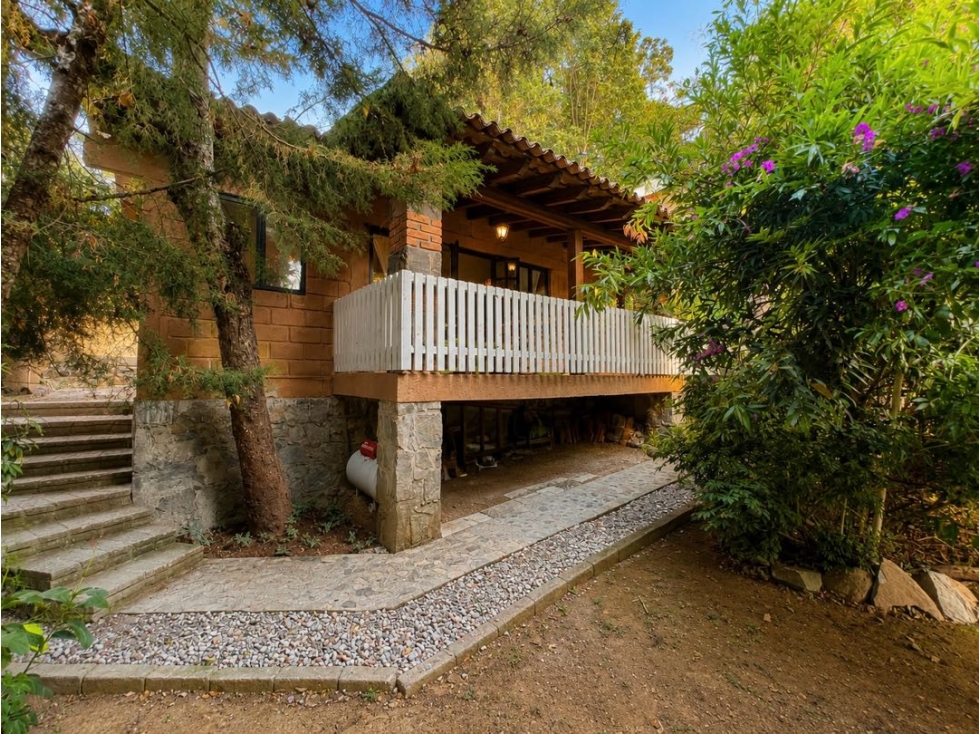RENTA CASA CON JARDIN | VALLE DE BRAVO — foto 3