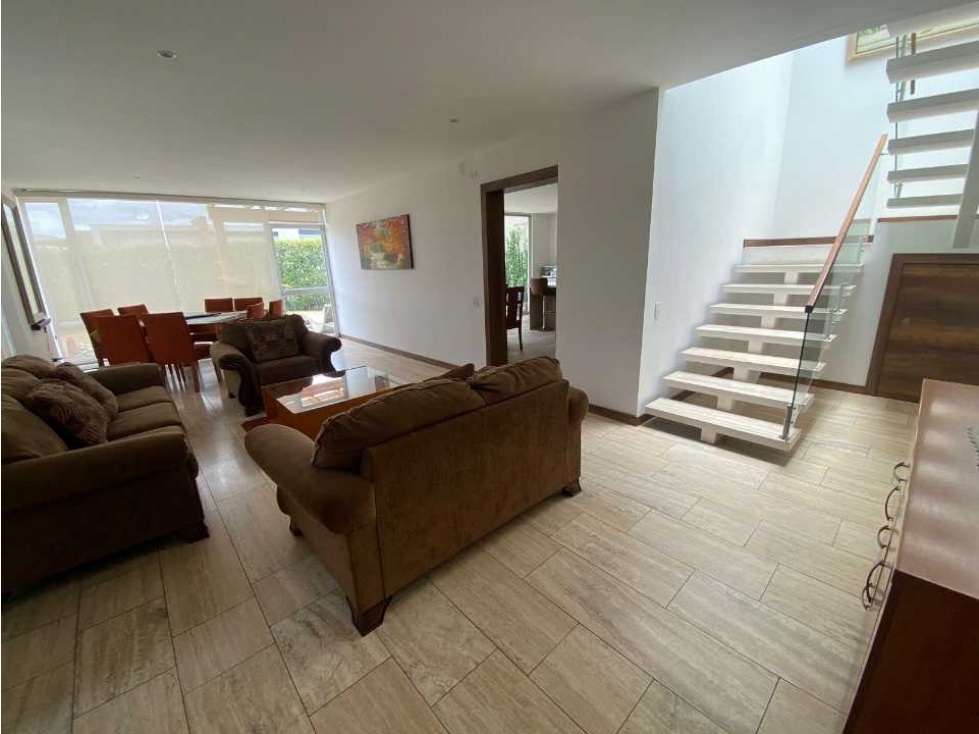 Casas de Venta en Puembo con Suite independiente
