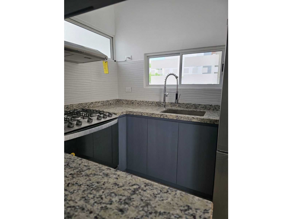 RENTA CASA EN FRACC BUGAMBILIAS CIUDAD DEL CARMEN - 5