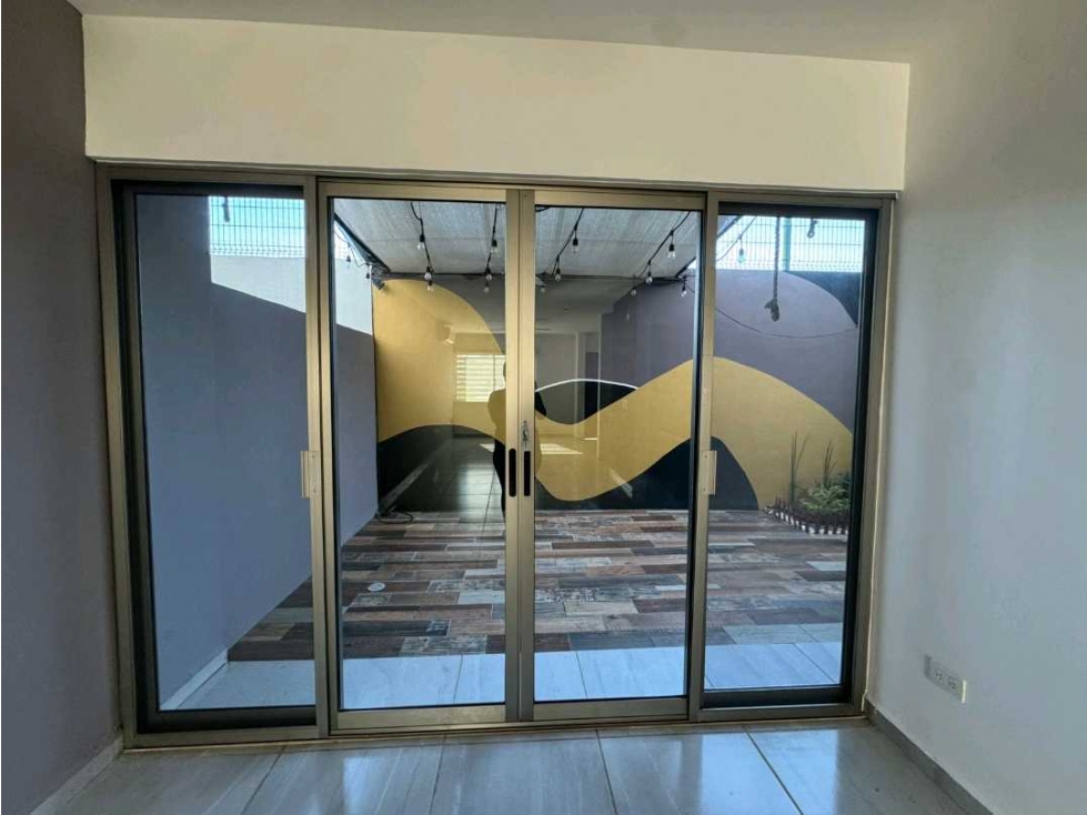Renta casa en Long Island frente a alberca y parque — foto 4