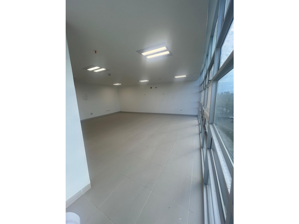 RENTA CONSULTORIO PEREIRA CLÍNICA CENTRAL DEL EJE — foto 3