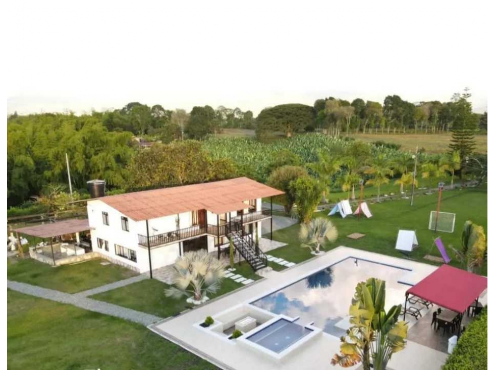 RENTA DE CASA CAMPESTRE CERCA A LA CIUDAD VÍA PUEBLO TAPAO - 2