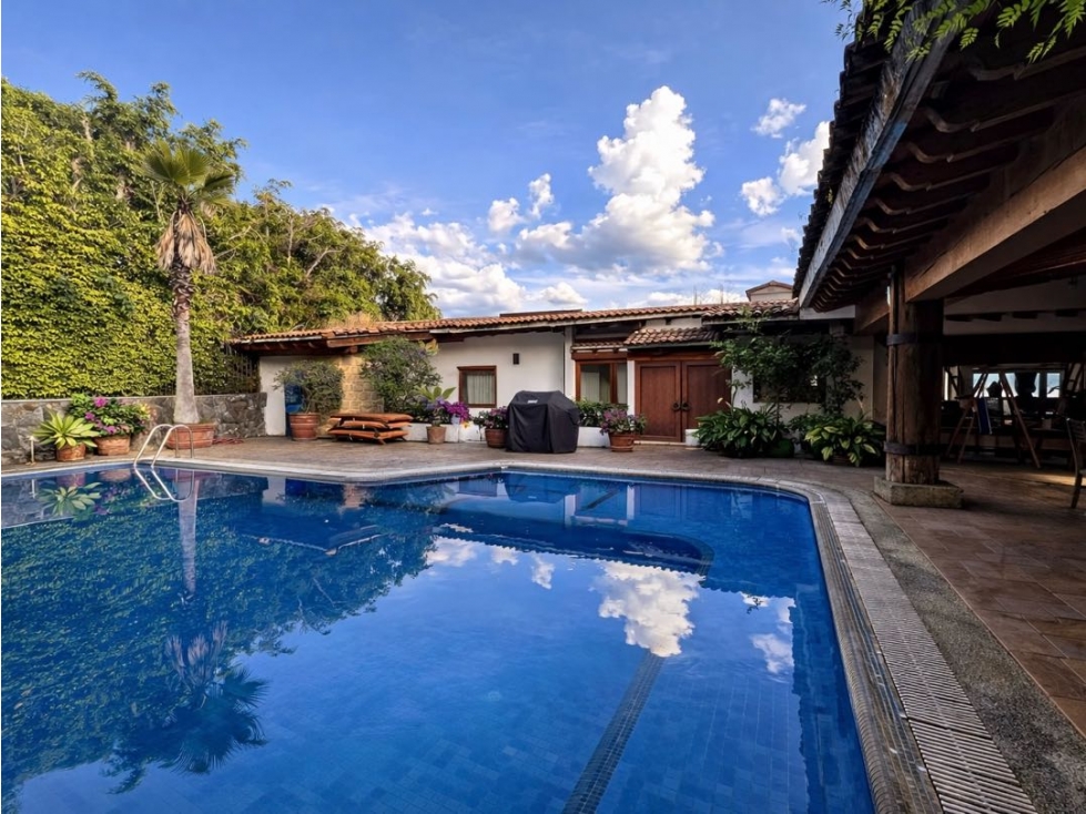 RENTA DE CASA CON ALBERCA, JACUZZI Y ACCESO AL LAGO | LA PEÑA