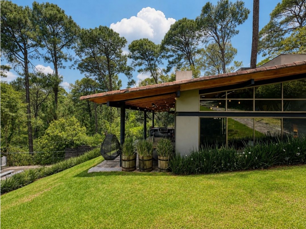 RENTA DE CASA CON AMPLIO JARDIN DESCENDENTE Y ALBERCA | AVANDARO — foto 5