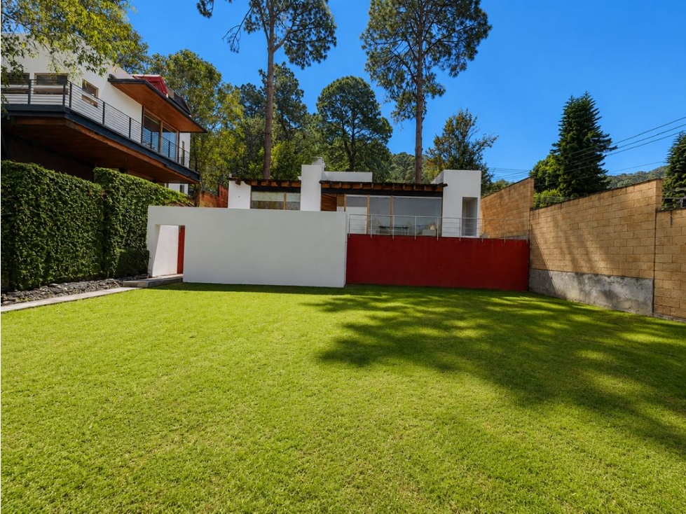 RENTA DE CASA CON APLIO JARDIN SEMI - AMUEBLADA | AVANDARO - 4