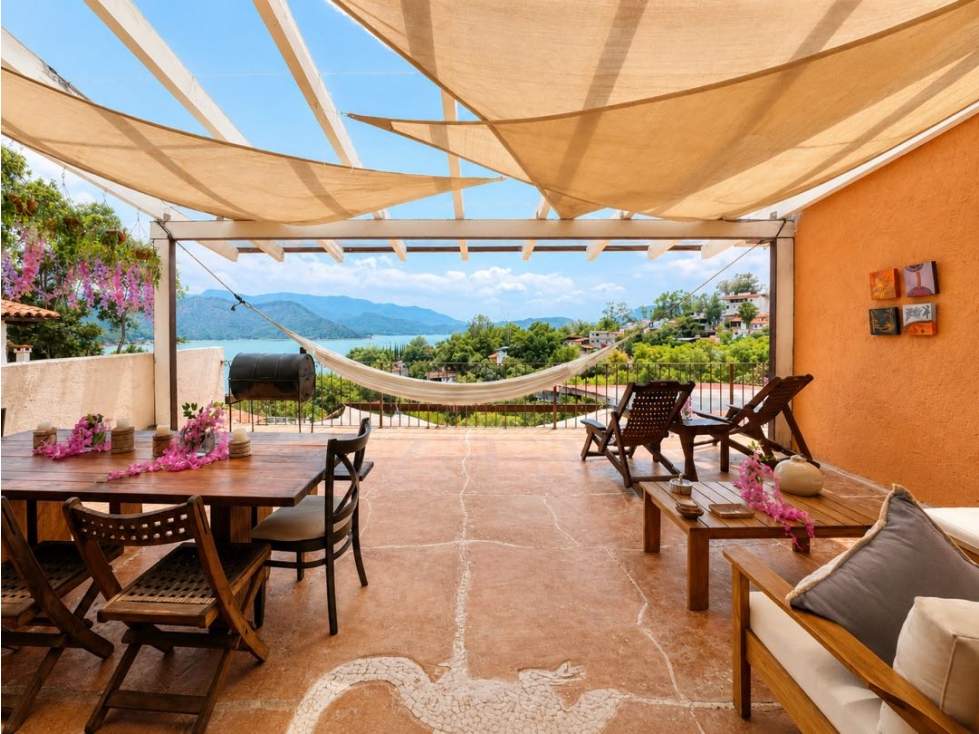 RENTA DE CASA CON TERRAZA Y VISTA AL LAGO | VALLE DE BRAVO CENTRO — foto 5