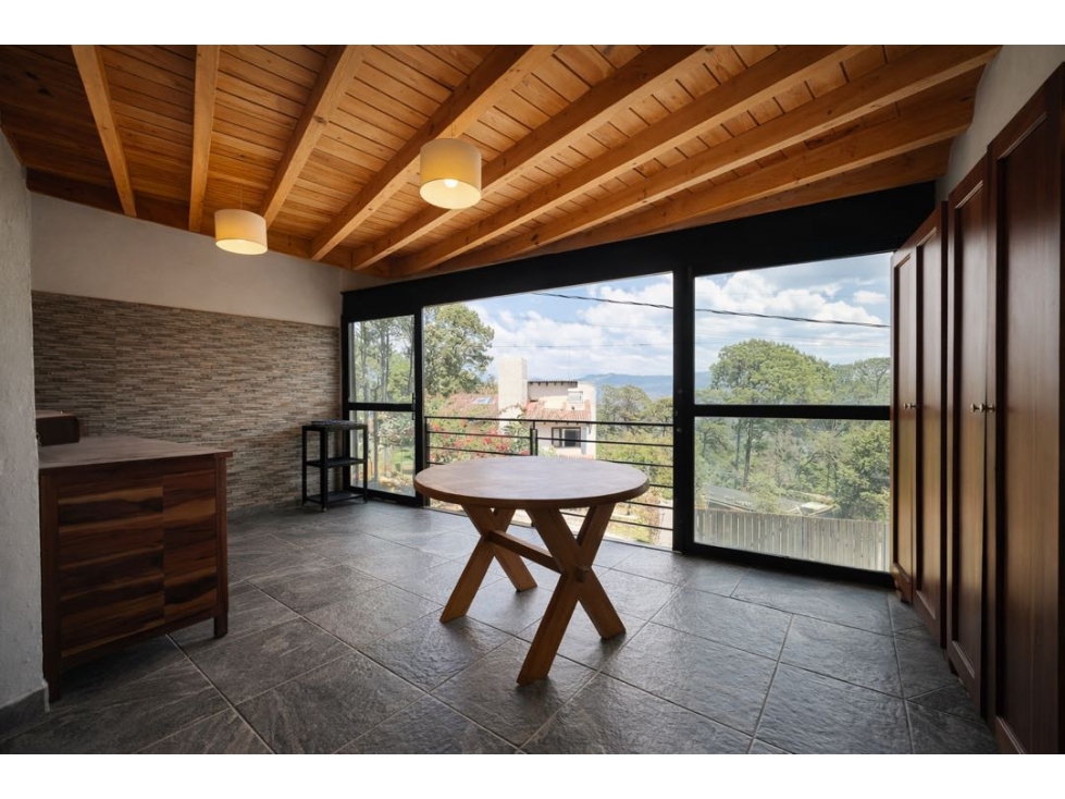 RENTA DE CASA CON VISTA | AVANDARO