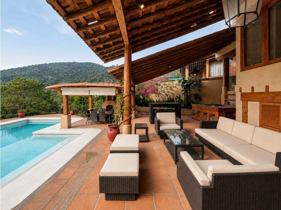 RENTA DE CASA CON VISTAS AL PUEBLO, ALBERCA Y JARDIN | COPORITO — foto 4