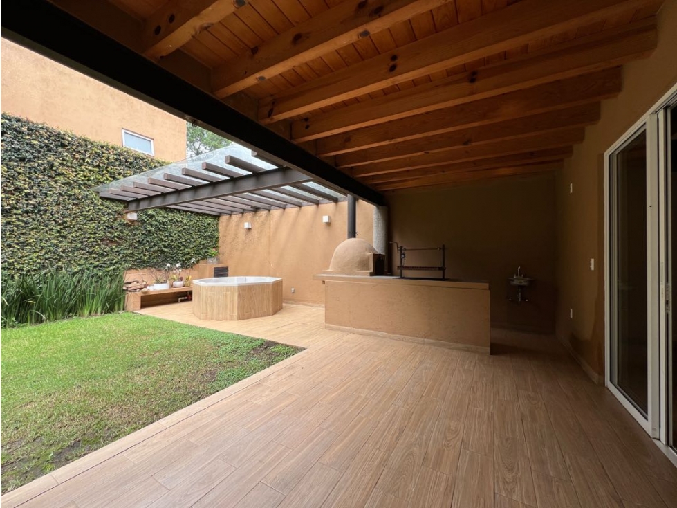 RENTA DE CASA EN CONDOMINIO CON JACUZZY, TERRAZA Y JARDIN | AVANDARO - 3