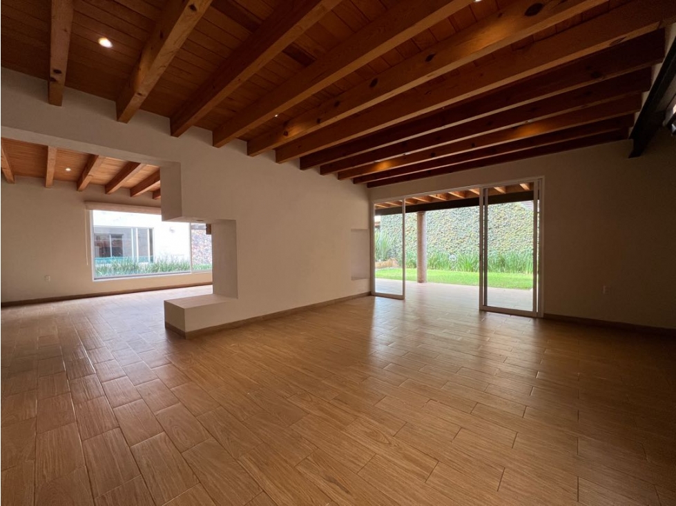 RENTA DE CASA EN CONDOMINIO CON JACUZZY, TERRAZA Y JARDIN | AVANDARO - 6