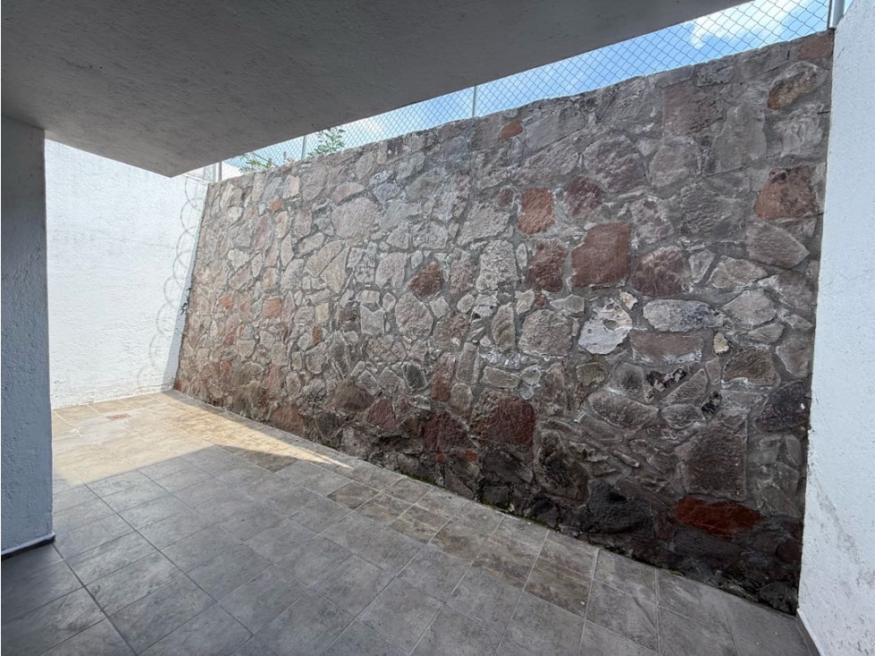 Renta de casa en Milenio III - 4