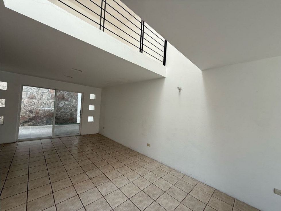 Renta de casa en Milenio III - 5