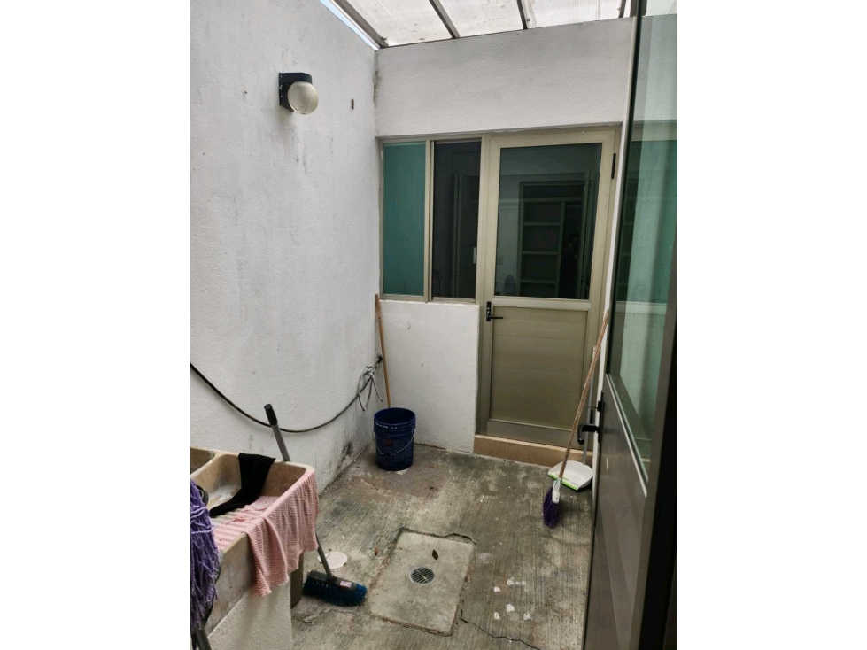 Renta de Casa en Privada Cochera P/2Autos 3Recámaras 2.5Baños Altozano - 6