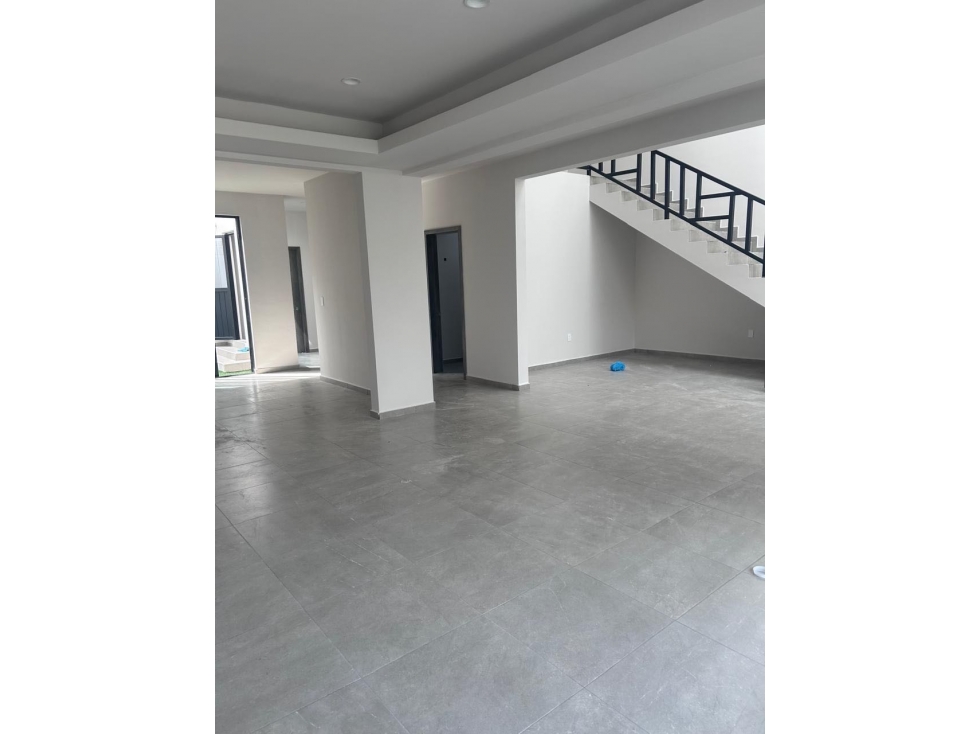 Renta de casa en Puerta de Hierro - 3