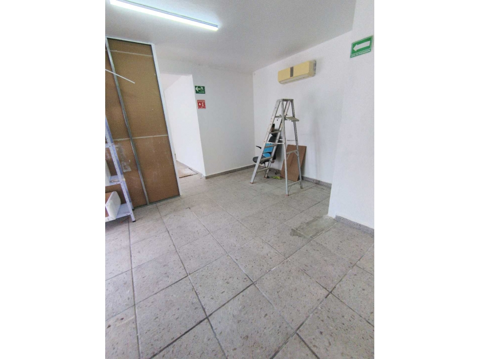 RENTA DE LOCAL 50 M2 AV. ÁLAMOS - 3