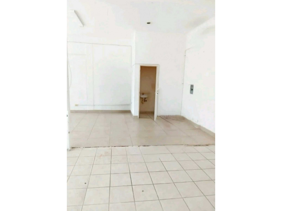 RENTA DE LOCALES EN COLONIA MÉXICO - 3