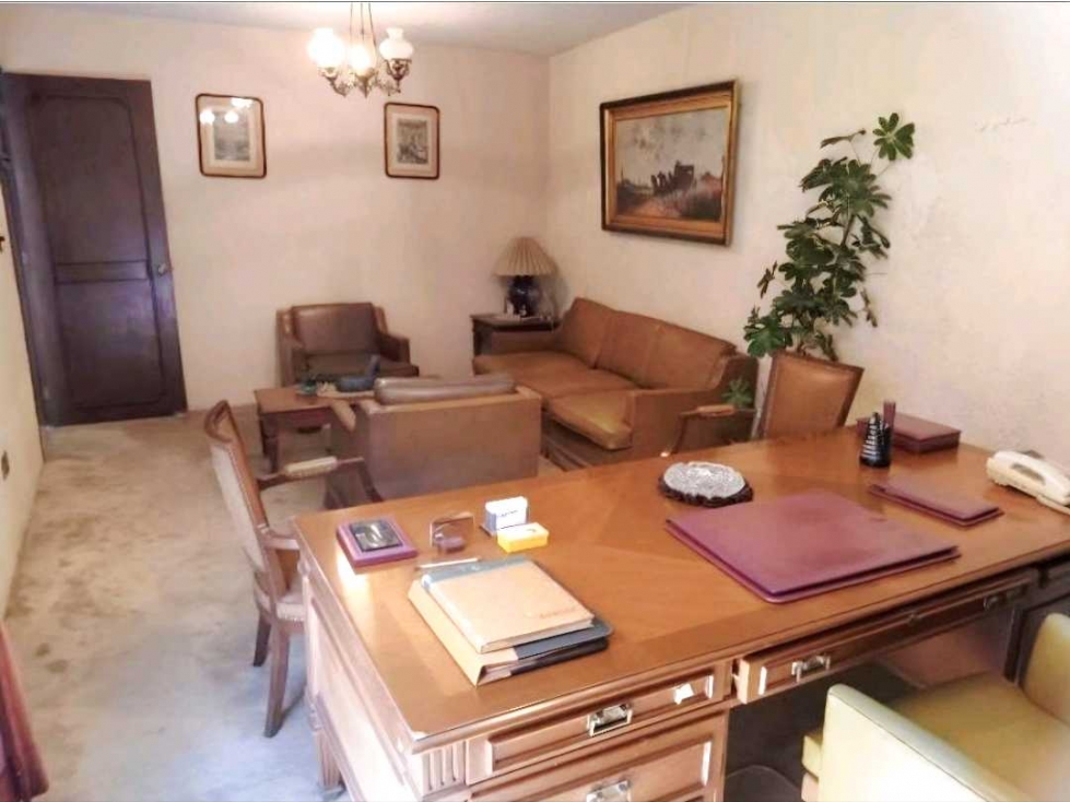RENTA DE OFICINA / CASA UBICADA EN EL BARRIO DE SANTIAGO — foto 2