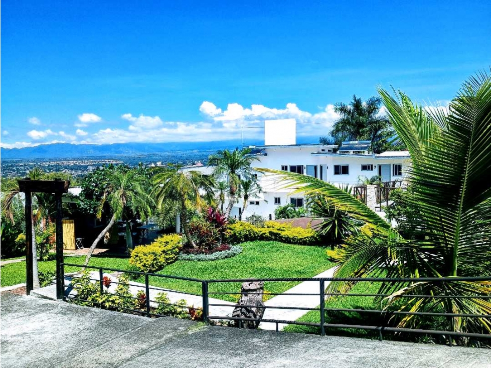 RENTA DIA/NOCHE DE VILLA VACACIONAL ZONA BURGOS LOMAS TRUJILLO — foto 2