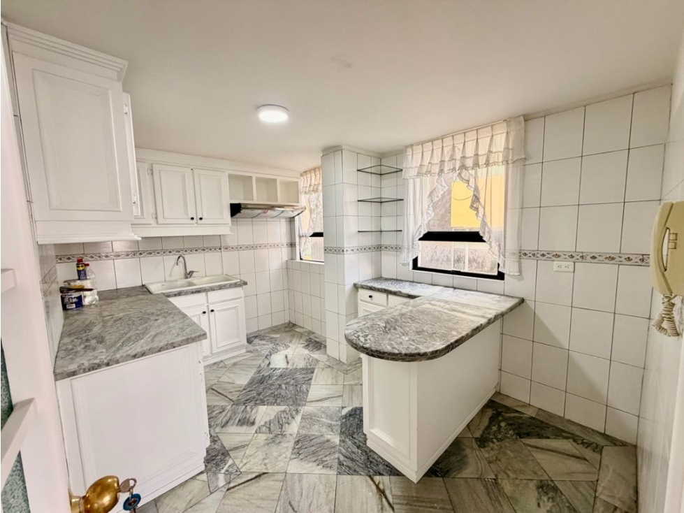Renta Departamento 2 Dormitorios 126 m2 Quicentro — foto 6