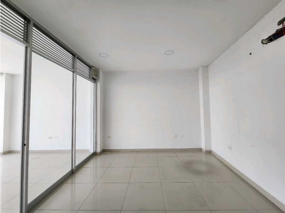 Renta Local Comercial — foto 4