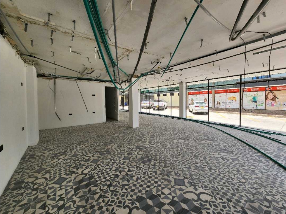 Renta Local Comercial Vitrina — foto 5