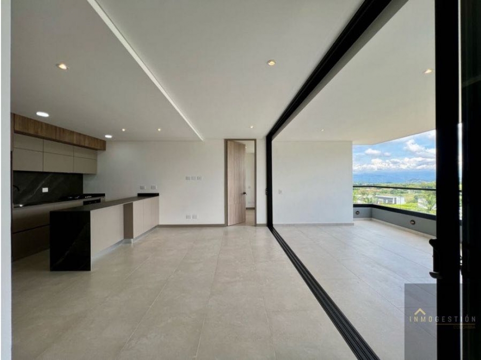 RENTA LUJOSO APTO 3 HABITACIÓ, 2 PARQUEADERO 111 MTS2 — foto 4
