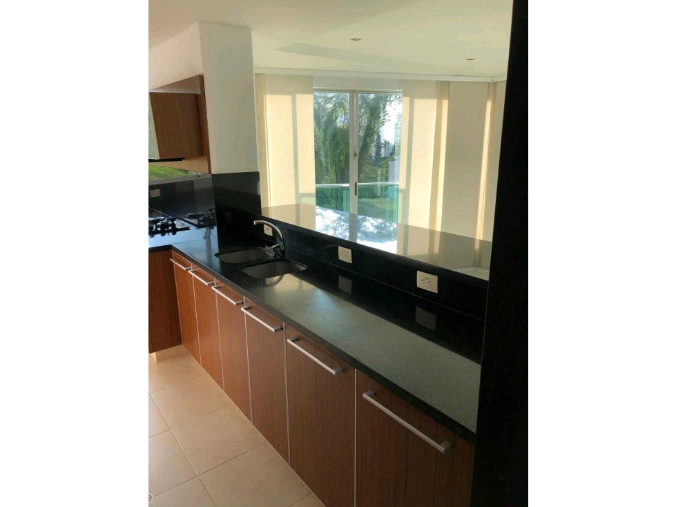 RENTA O VENTA de Apartamento 197 mts en pinares