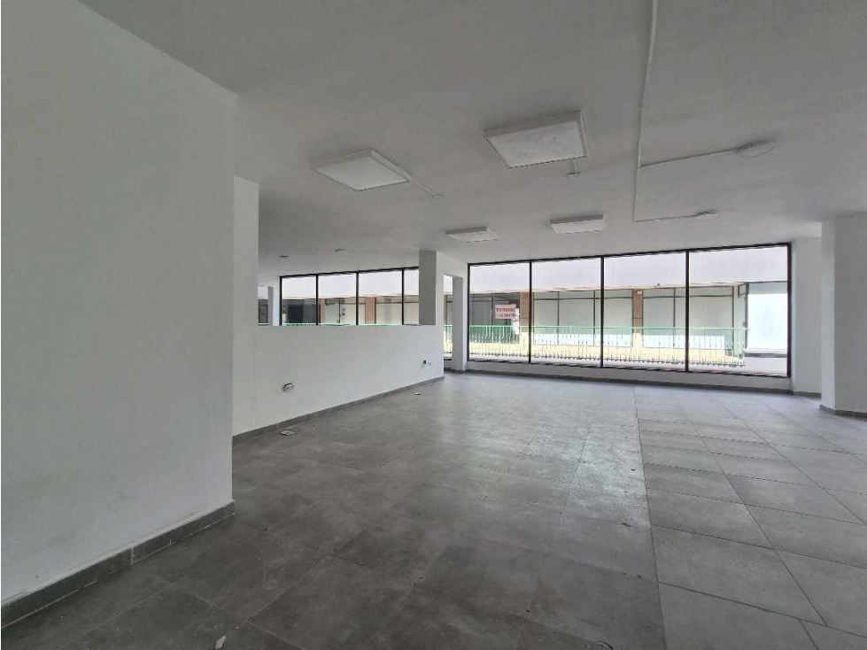 Renta Oficina Comercial — foto 3
