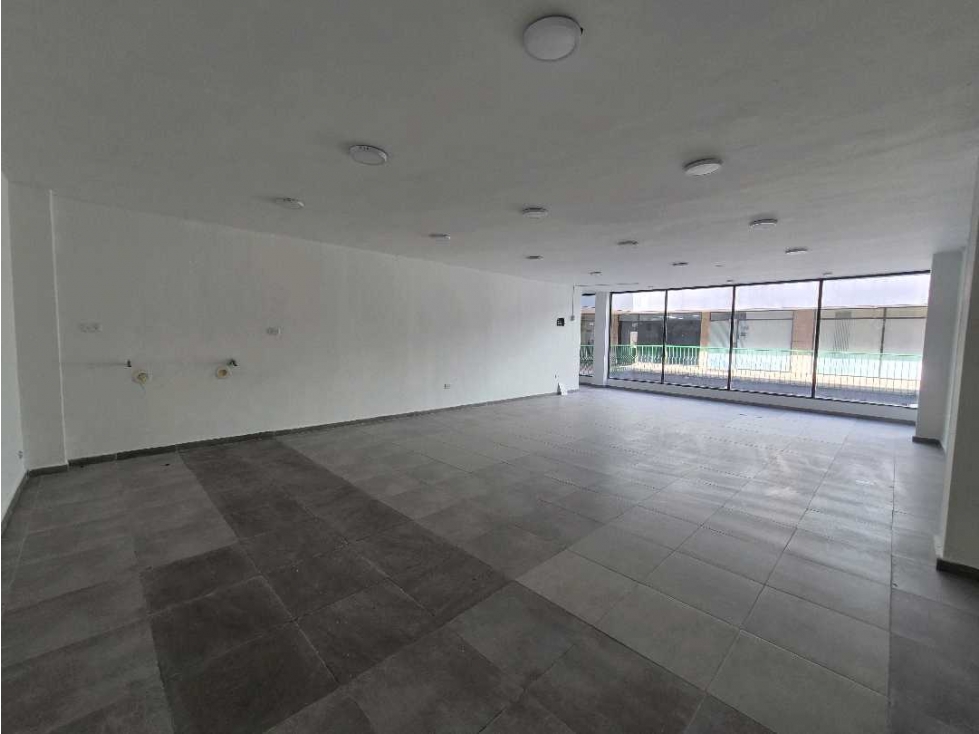 Renta Oficina Comercial Servicios Incluidos — foto 3