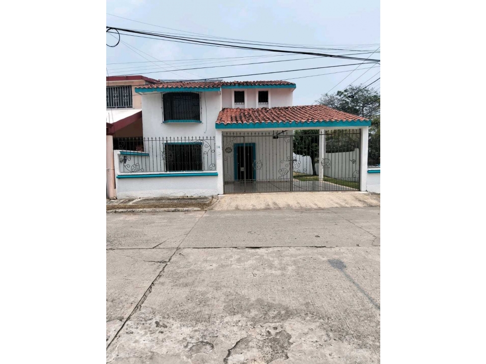 RENTA-Casa Garaje p/2Autos 3 Recámaras Valle Marino