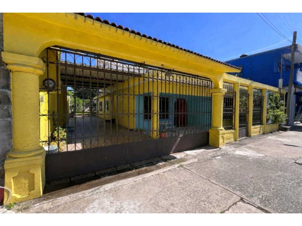 RENTA-CASA STAFF AMUEBLADA TRES;RECÁMARAS 4 BAÑOS COCHERA P/4AUTOS — foto 2