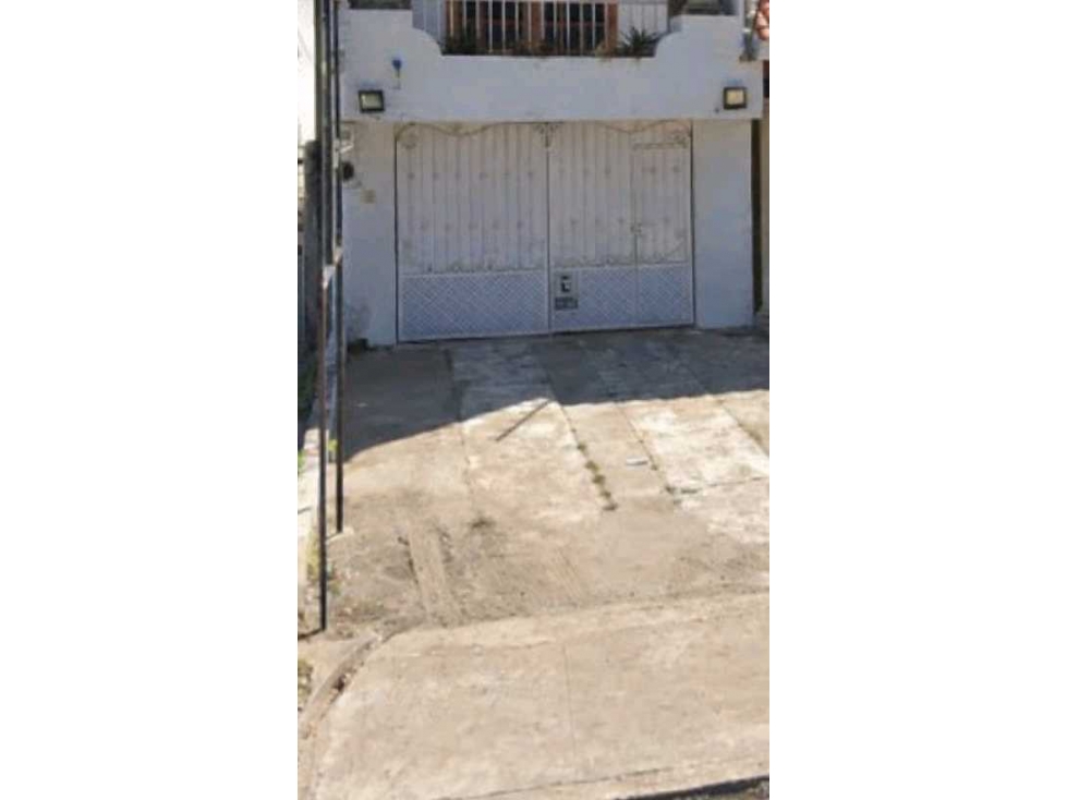 RENTA-CASA Uso Mixto 3 Recs. 2 Baños Garaje p/1 Auto Col. 1° de Mayo