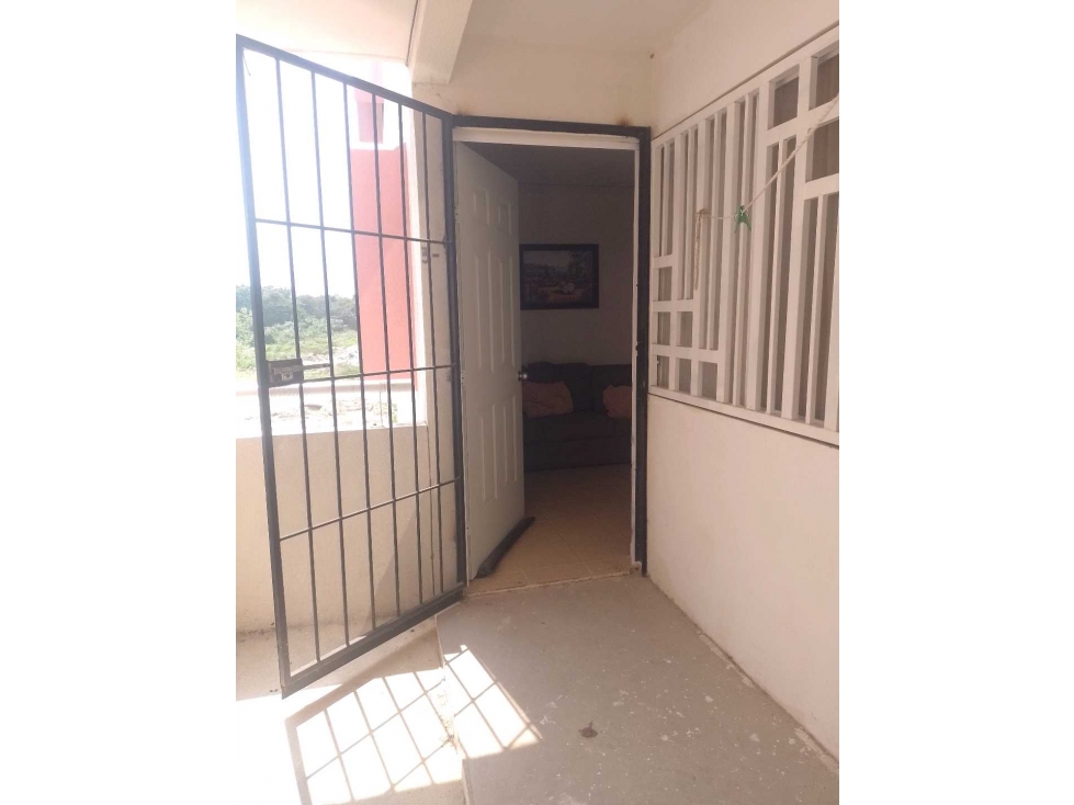 RENTA-Departamento Amueblado 2do. Nivel 2 Recámaras en el Cedro - 1