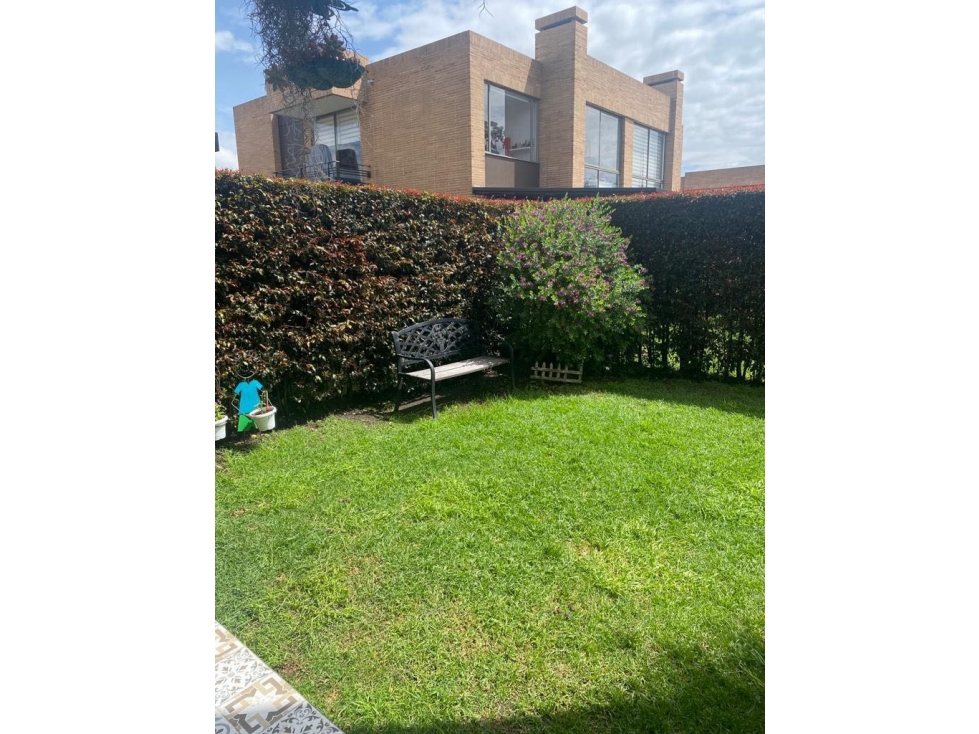 Rentamos hermosa casa en milla de oro ! - 6