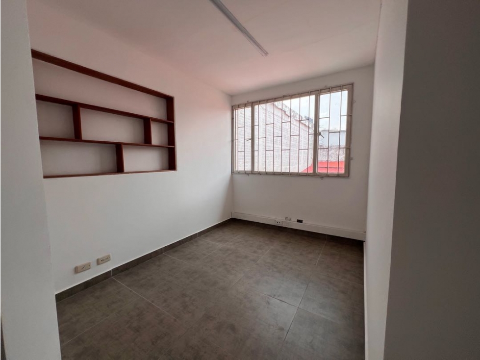 RENTAMOS OFICINAS REMODELADAS EN LA CASTELLANA — foto 6